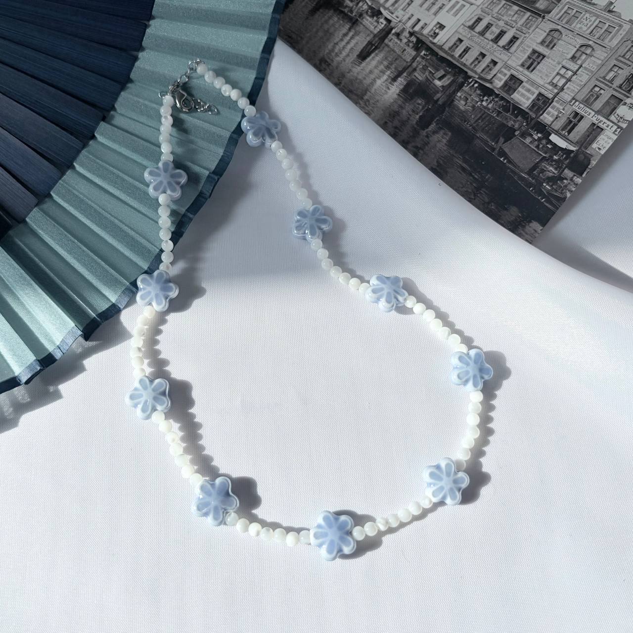 Blue Sky Flowers — украшение из бисера ручной работы